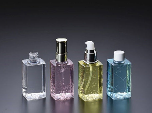 Thick walled cosmetics containers with four different designs in a family mold